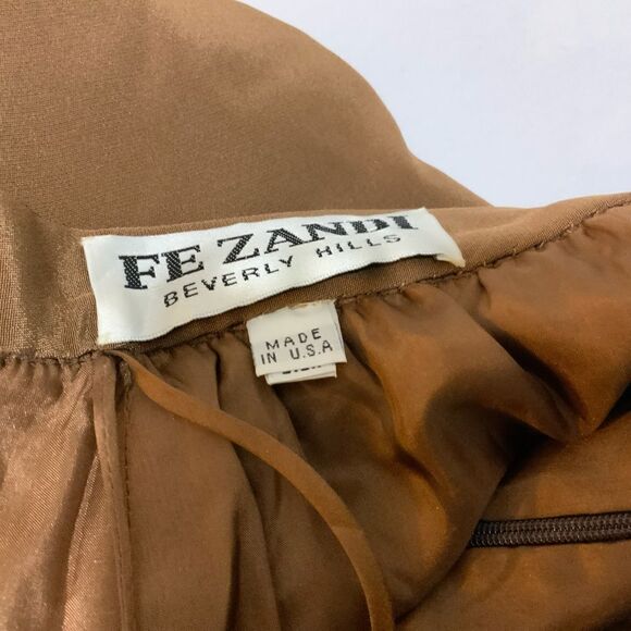 fezandi beverly hills suit gold buttons accents with assorted belt 4 H6 - Picture 10 of 15